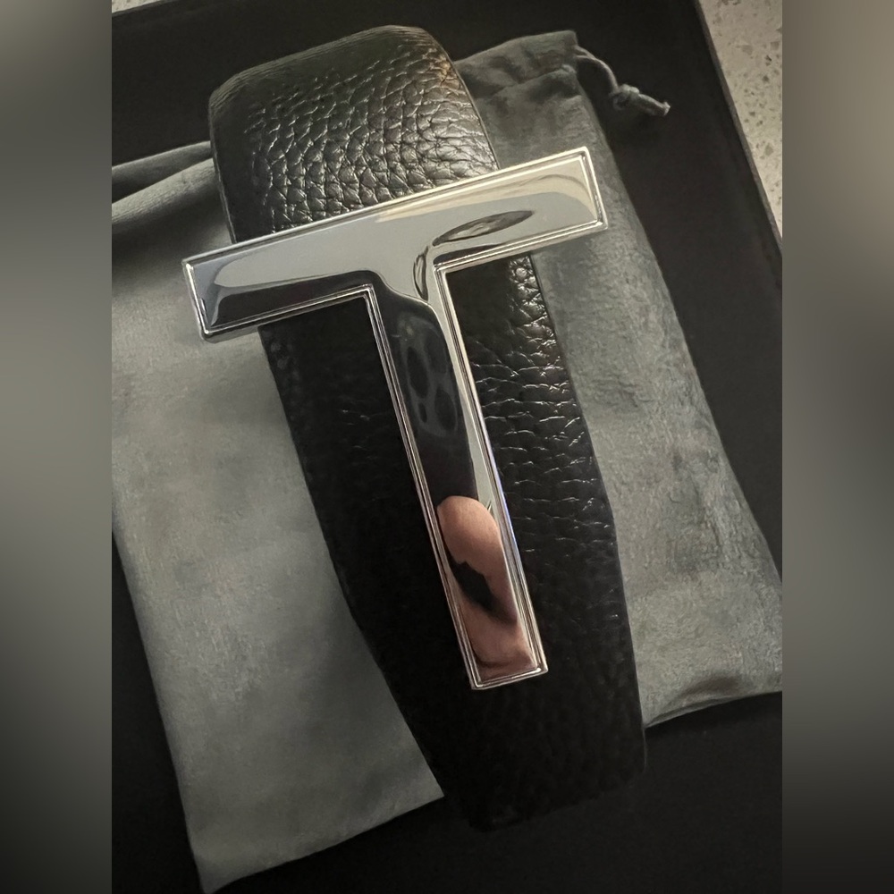 Tom ford black/silver pebbled grain leather belt men’s 34/36